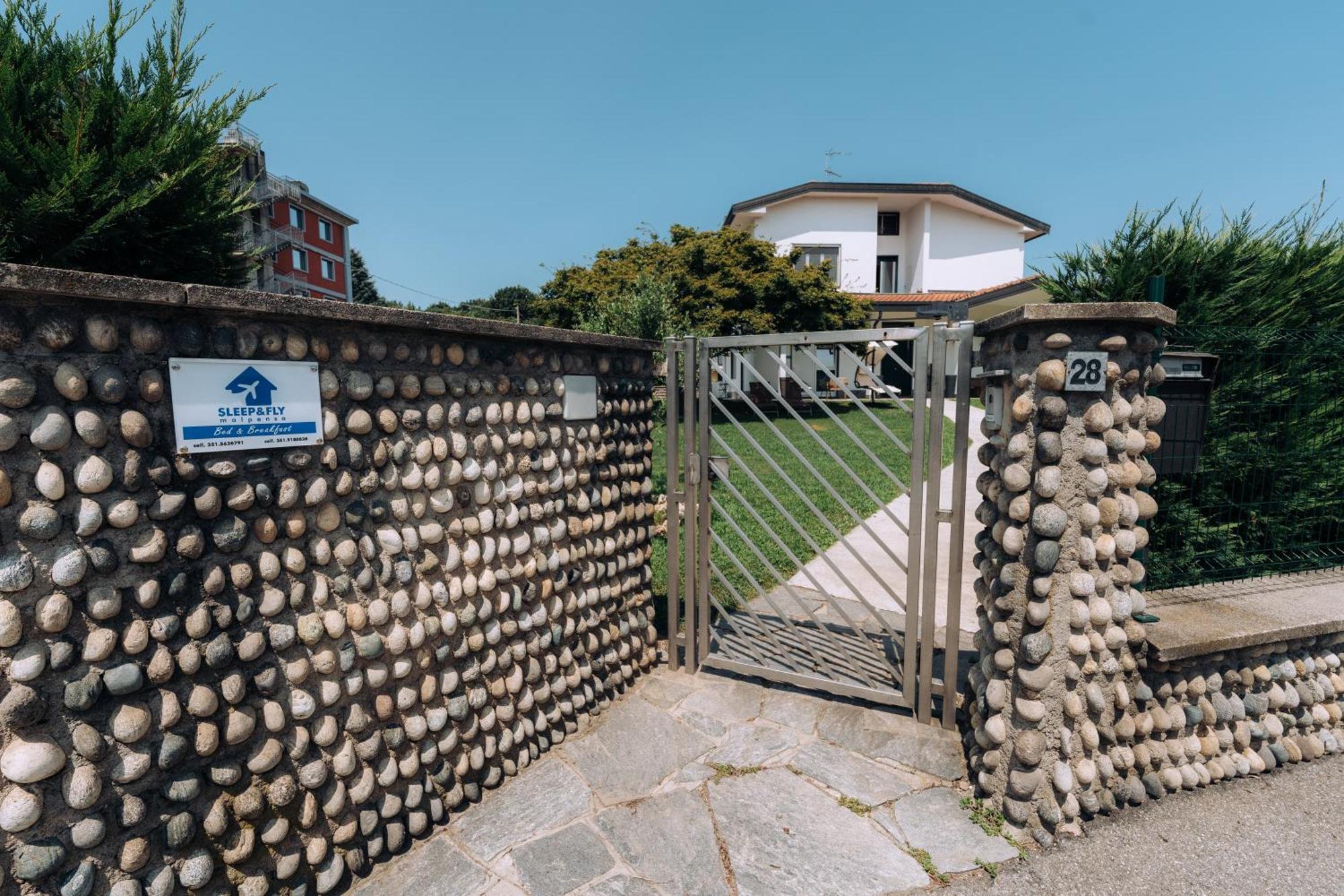 Sleep & Fly Malpensa Bed & Breakfast Case Nuove  Luaran gambar